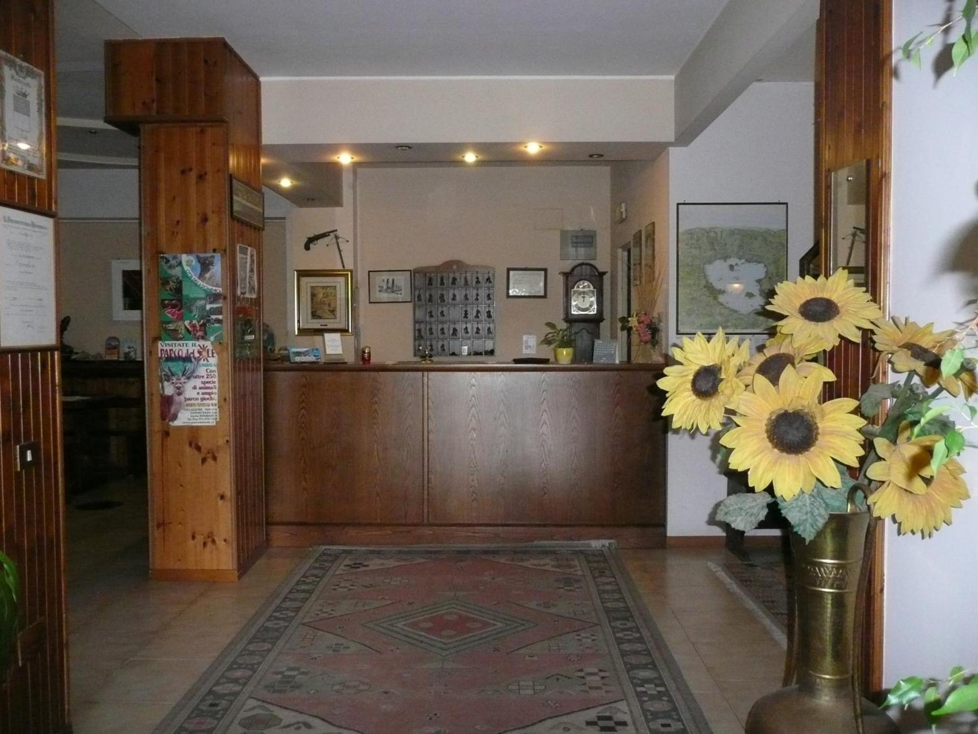Hotel Darsena Passignano sul Trasimeno Eksteriør bilde